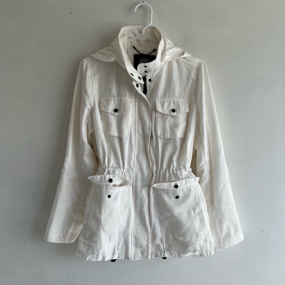 Vince Camuto women's size M white hooded jacket